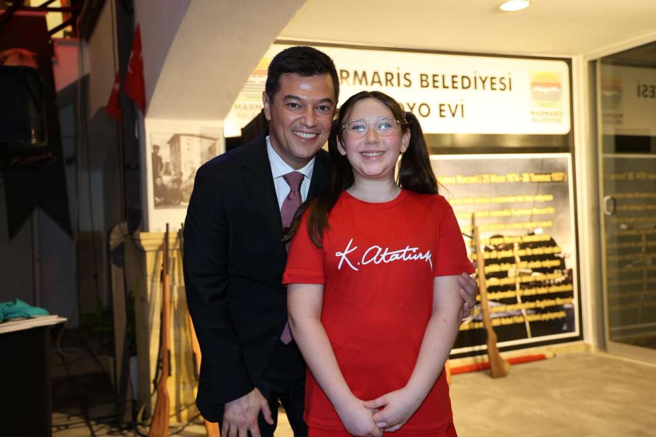 Marmaris’te Cumhuriyet 102. Yılını Sanatla Kutladı 3